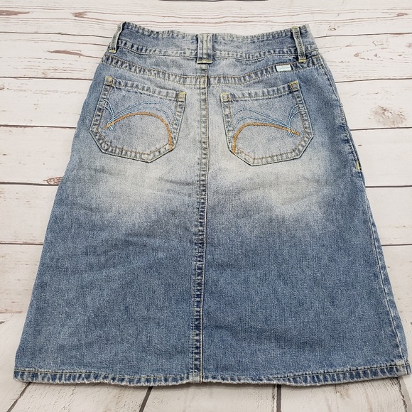 Union Bay Denim Skirt Size 3 Womens Blue Jean - Picture 2 of 5